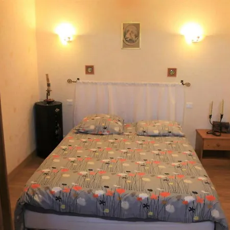 بيت للعطل Au Calme Avec Terrasse, Jardin, Cheminee, Proche De Salers Et Piste De - Fr-1-742-41 Anglards-de-Salers